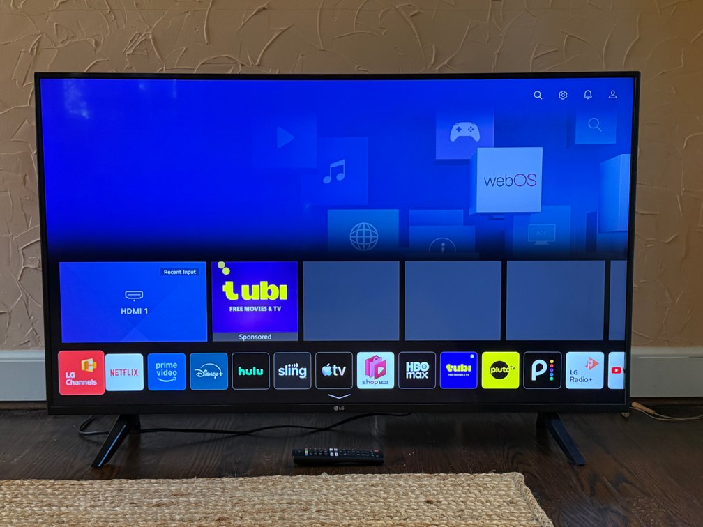 LG 50UP7000PUA Smart TV with Remote