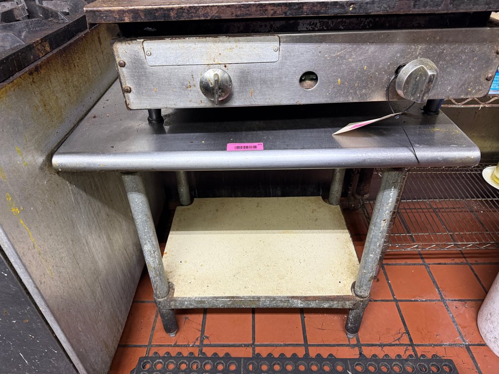 30” equipment stand