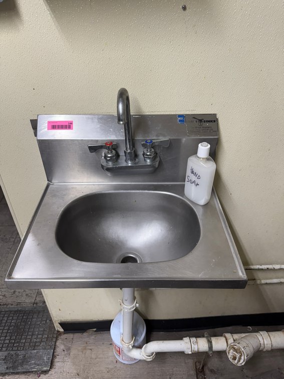 Wall mount hand sink