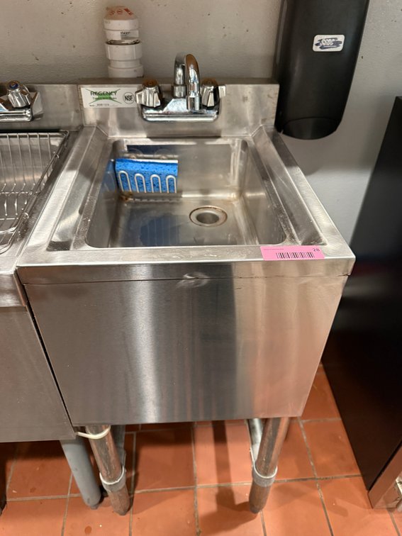 1 bay bar sink