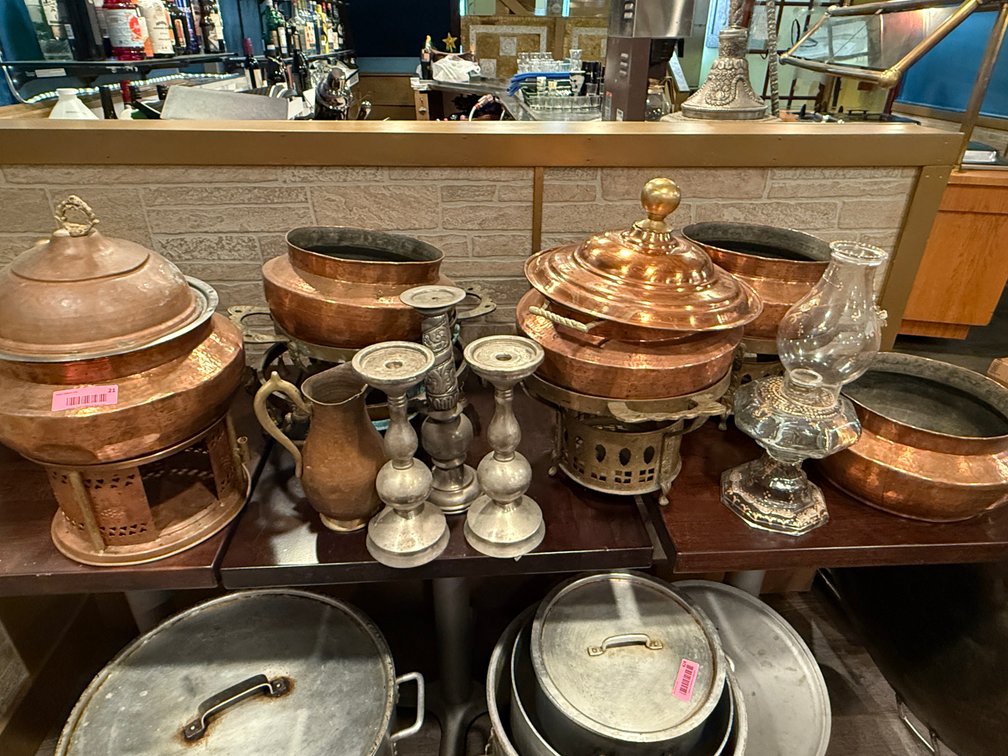 Mixed lot of copper chafing dishes