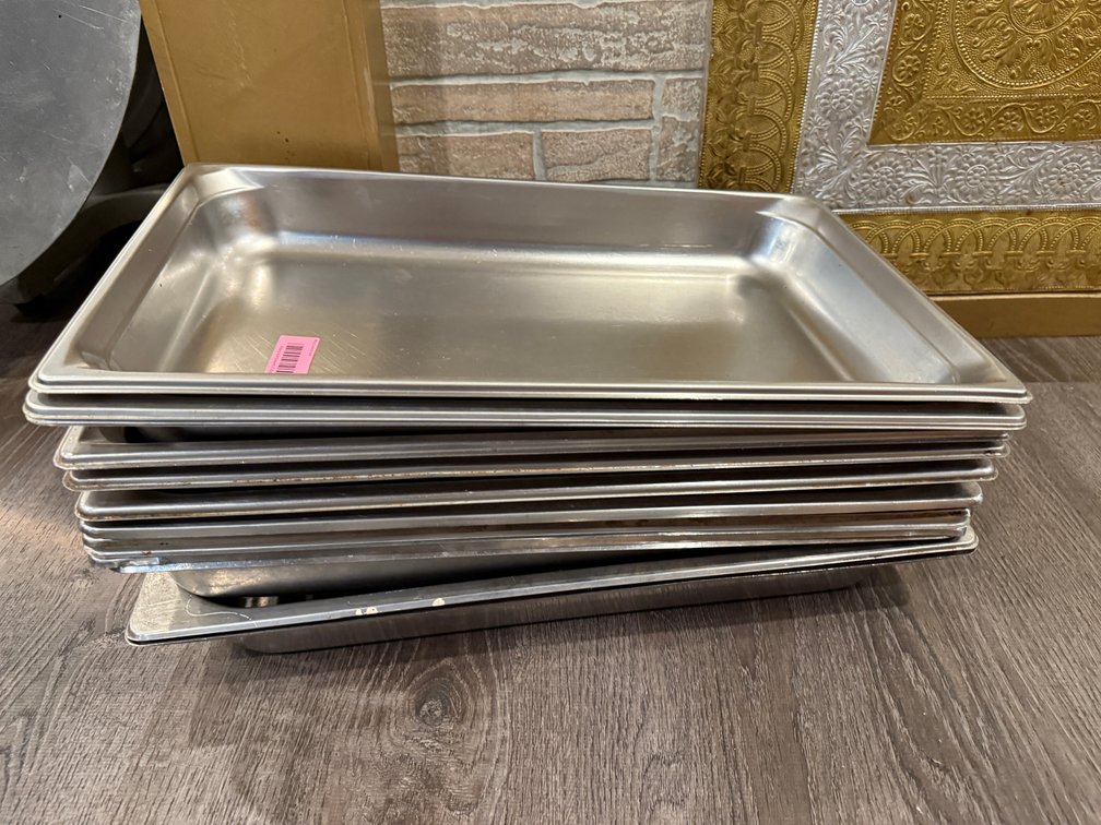 11 full size pans