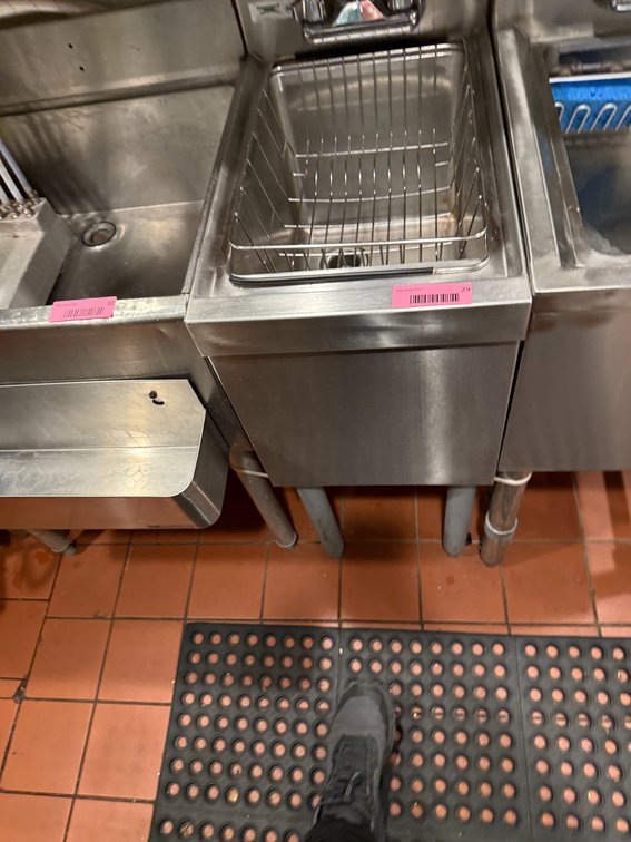 1 bay bar sink