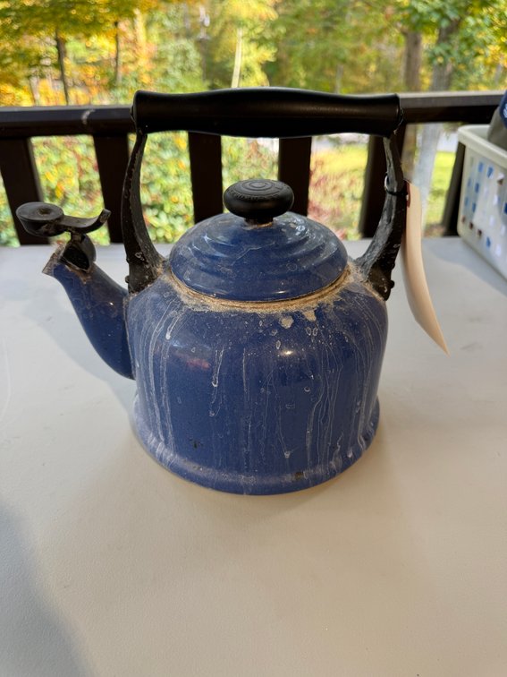 Le Creuset kettle 