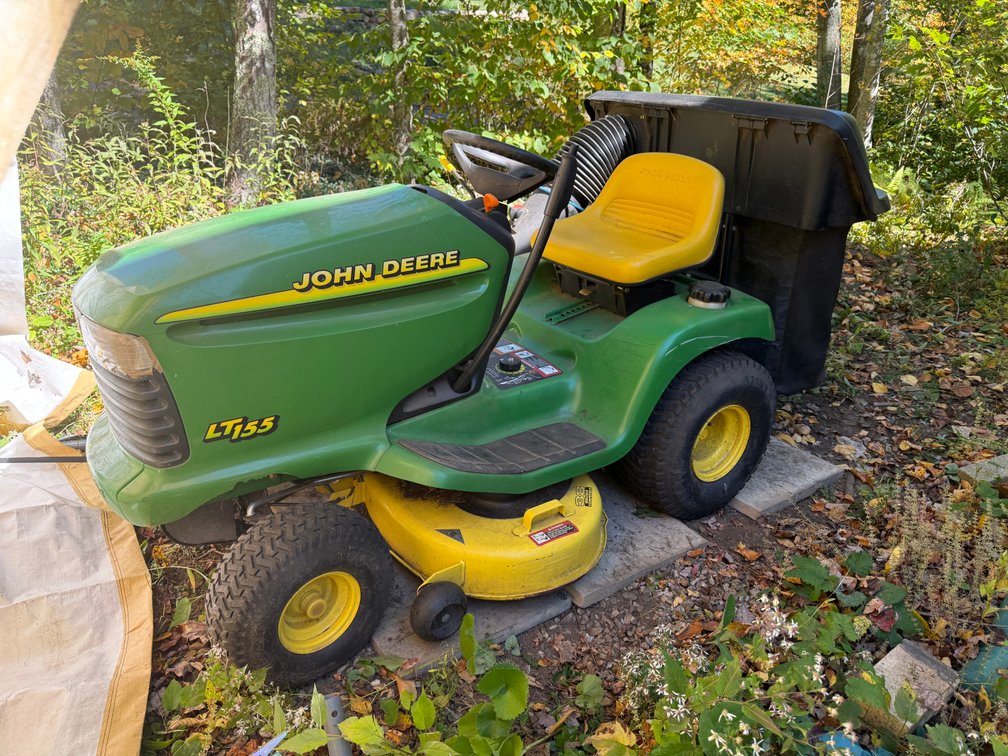 John Deer riding mower