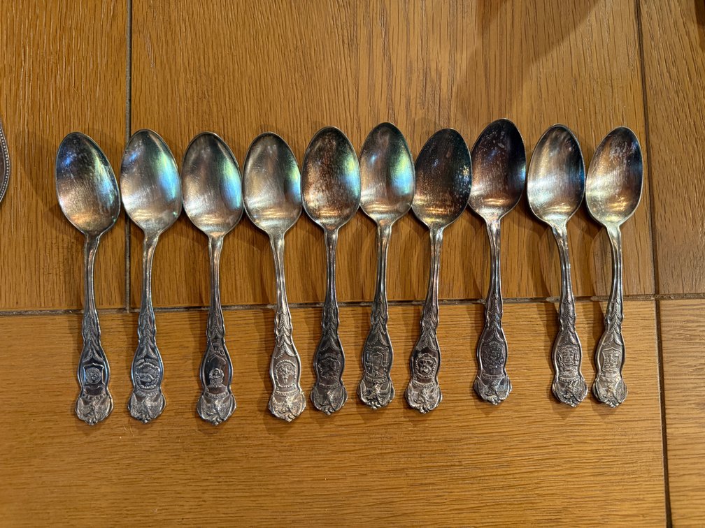 10 Antique Souvenir spoons 