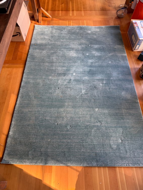 Grey tone area rug