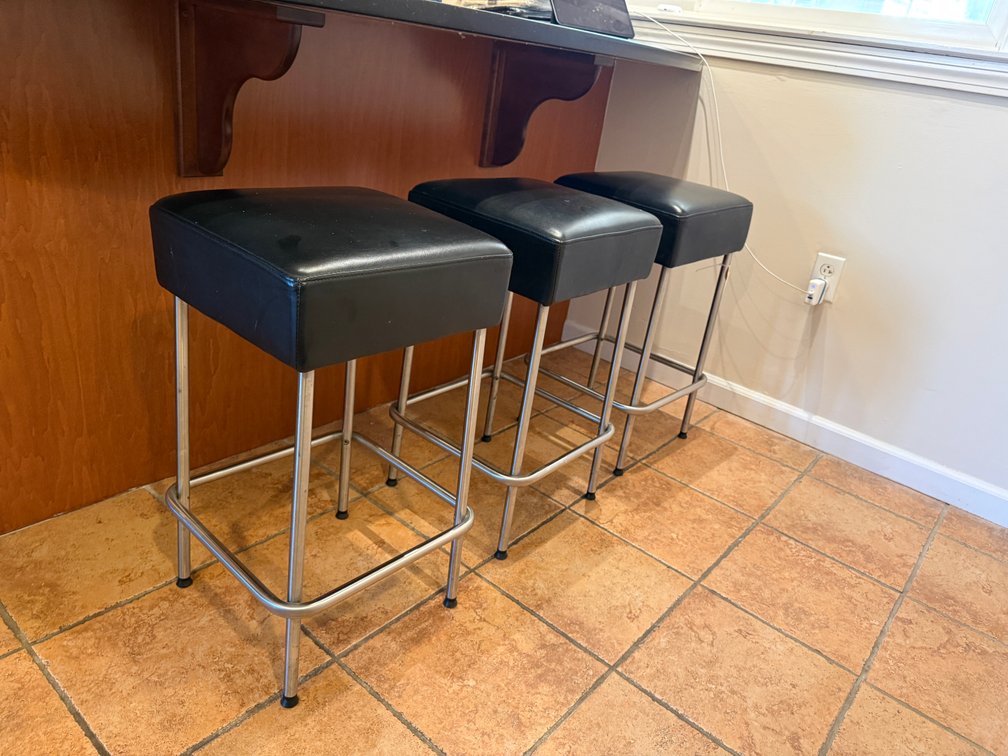3 cushioned stools
