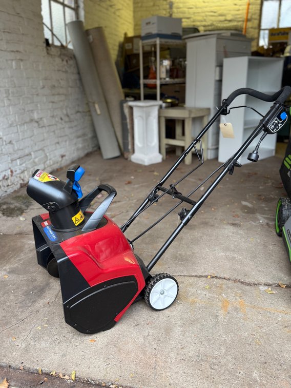 Toro electric snowblower
