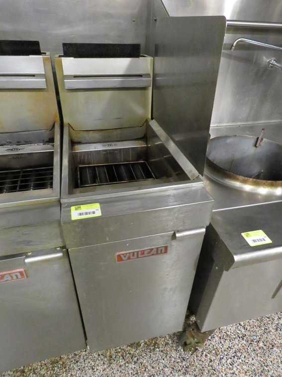 Vulcan Fryer, Model LG400-1, Nat. Gas
