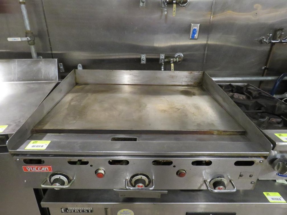 Vulcan 3 Burner Griddle, 36"x24", Nat. Gas