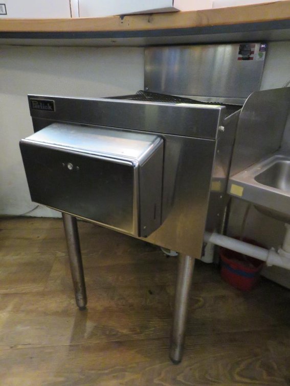 Perlick SS Underbar Drain Table, 18"x24"