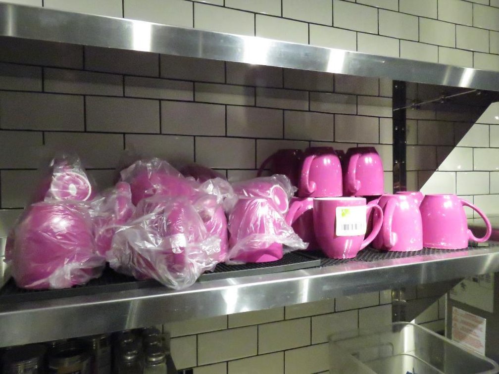 27 Ceramic Mugs
