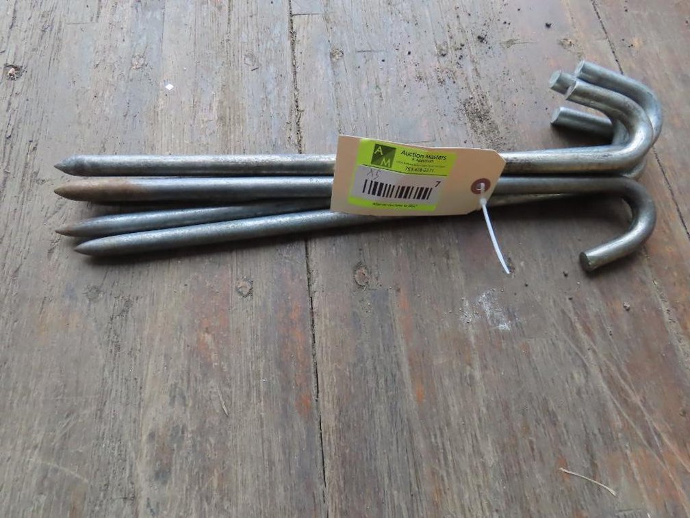 5 Metal Stakes, 17.5"
