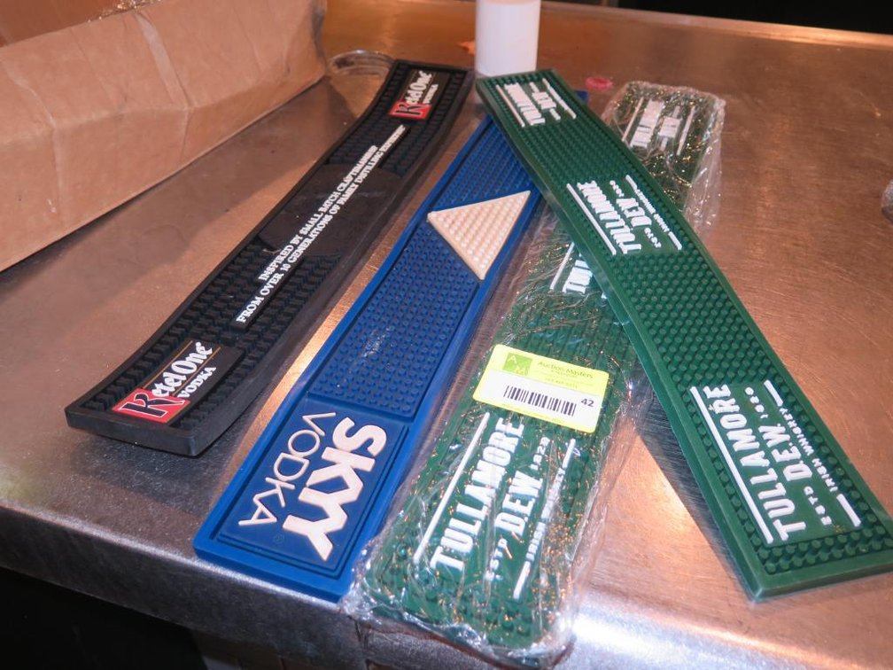 5 Assorted Bar Mats