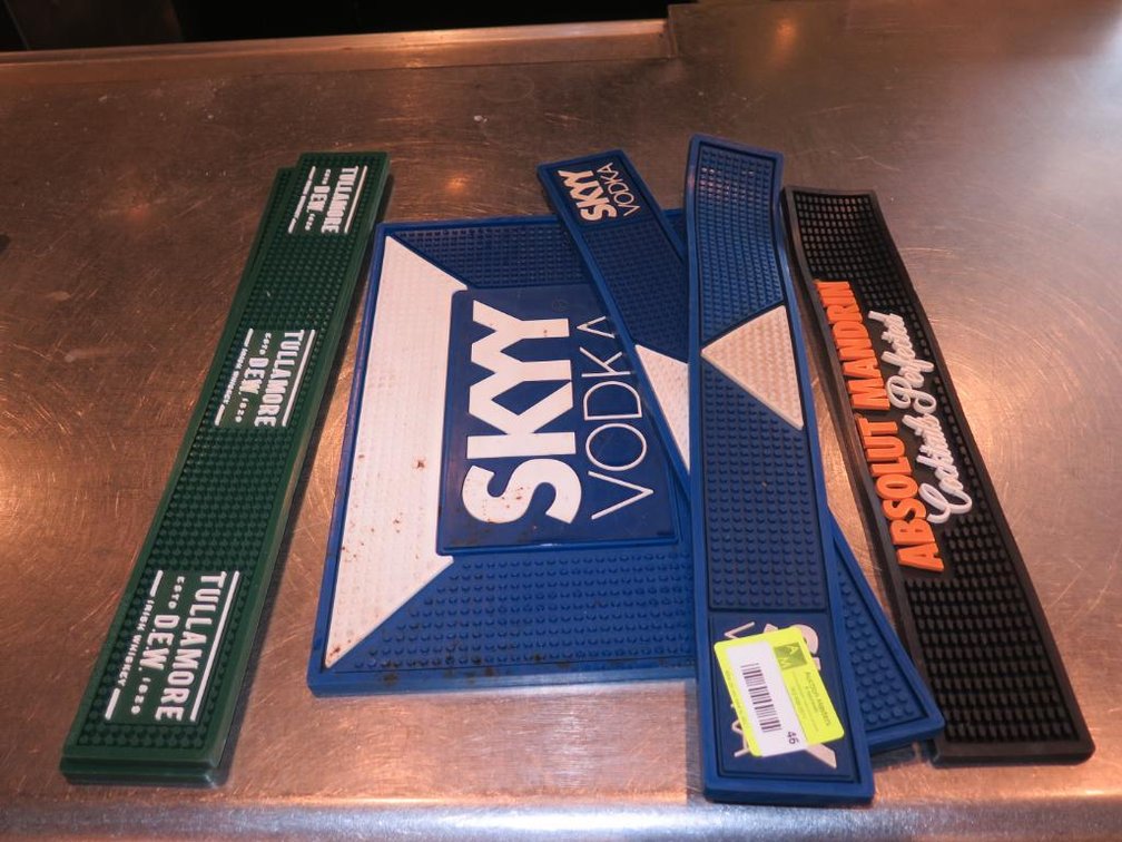 6 Assorted Bar Mats
