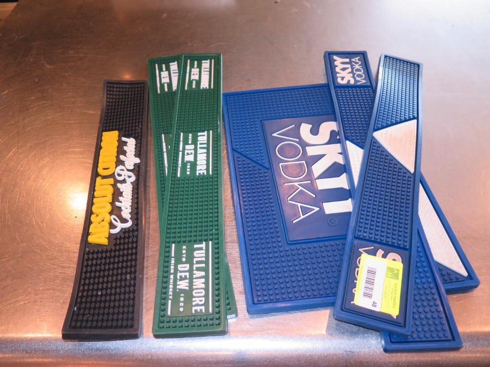 6 Assorted Bar Mats