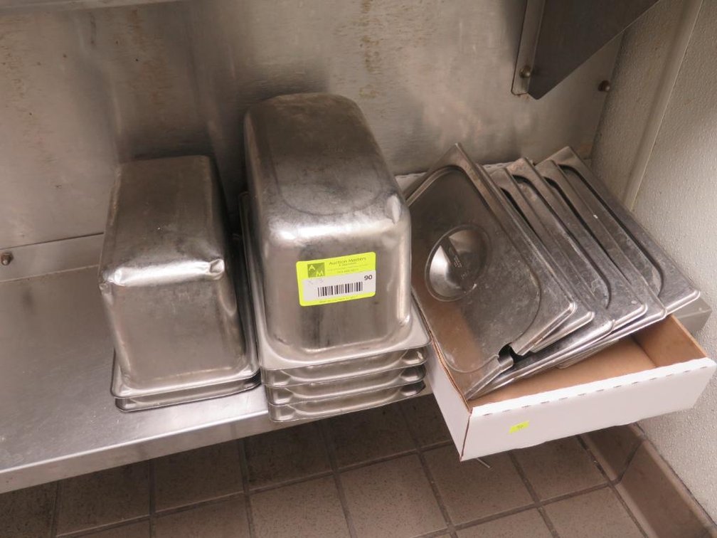 4 SS 1/3 Pans 6" Deep with 7 Lids, 2 SS 1/4 Pans 6" Deep