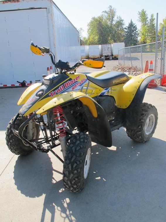2002 Polaris Trail Blazer 250 Four Wheeler