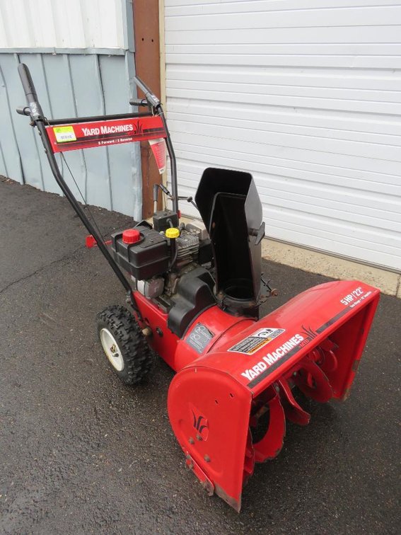 MTD Yard Machines 22" Snow Blower, 5 HP, Two-Stage, 12" Impeller
