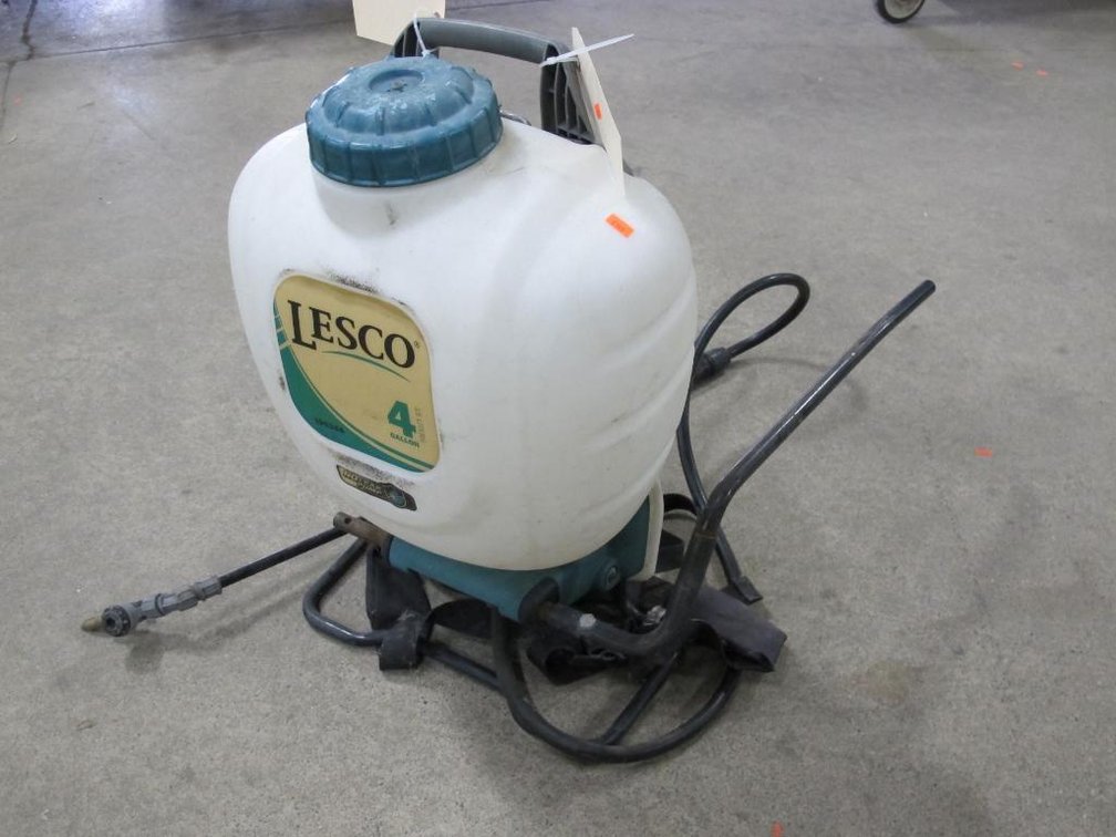 Lesco Backpack Sprayer, 4 Gallon