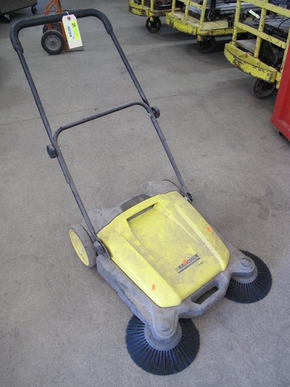 Karcher 5650 Outdoor Sweeper