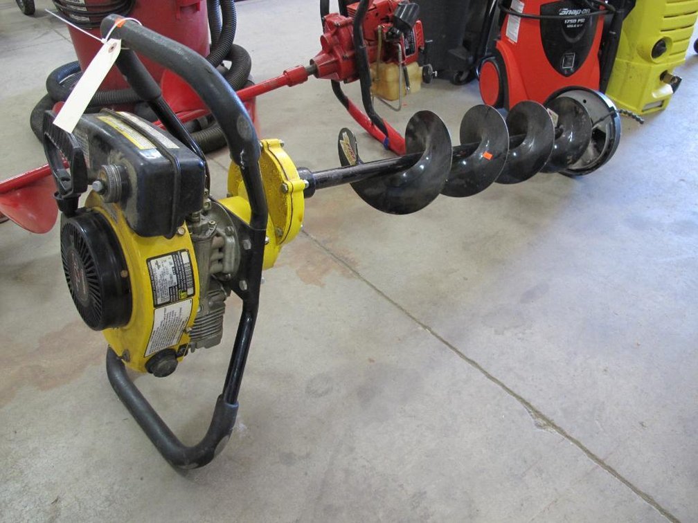 Jiffy 3 HP Ice Auger, Model AU520, Tecumseh Gas Motor