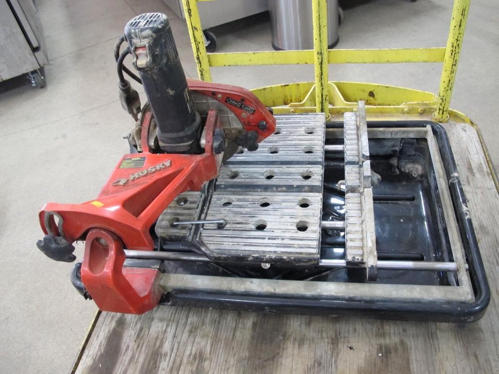 Husky THD950L Tile Saw, 120V
