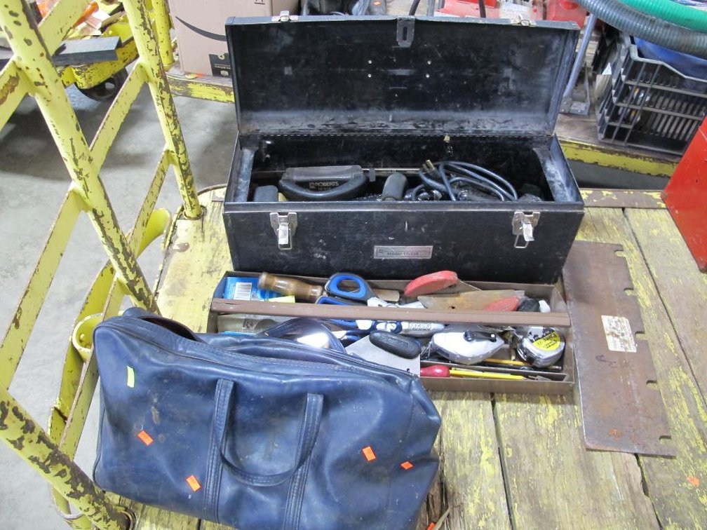 Assorted, Carpet Tool, More