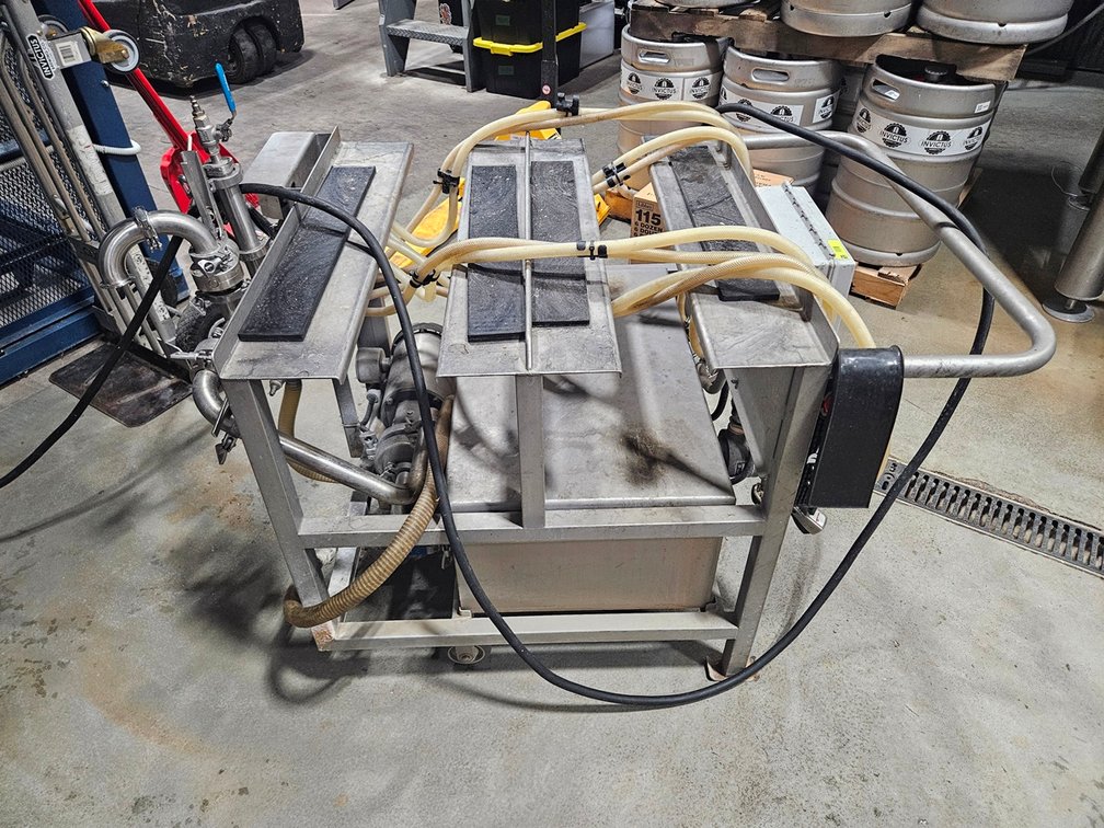 DME 4-Head Manual Keg Washer, Model YKEGWSH-3P, Serial 85234-KW, 208V, 3 PH