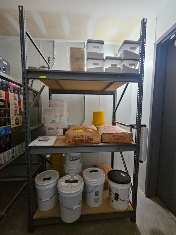 Metal 3 Tier Shelf, 52"x36"x96"