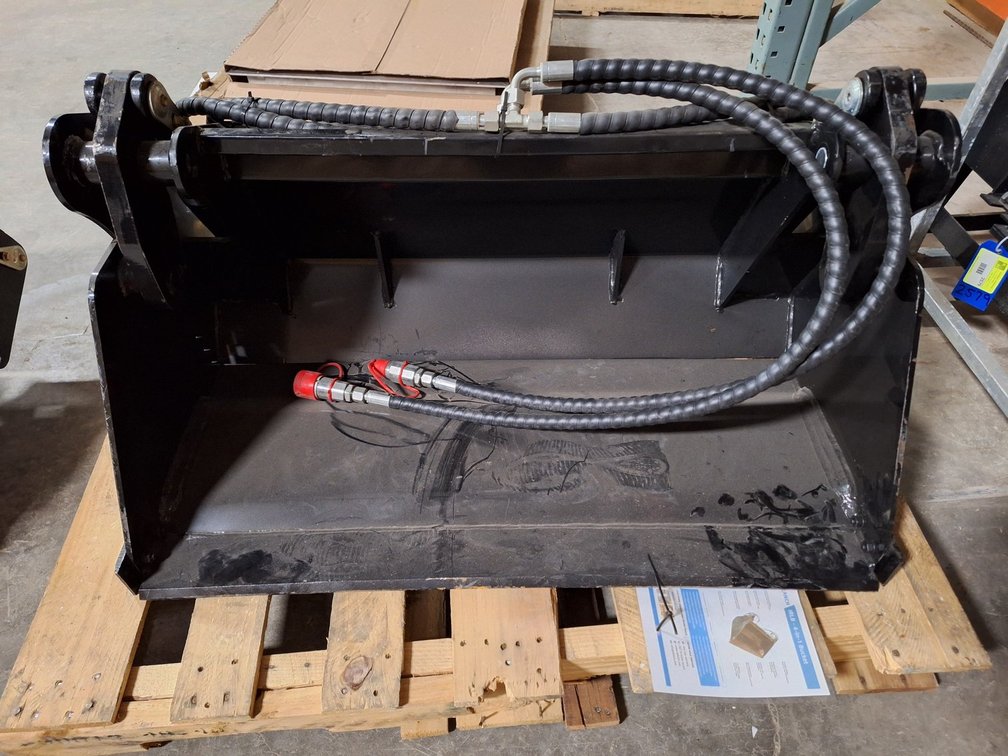 IRLB 4 in 1 Bucket