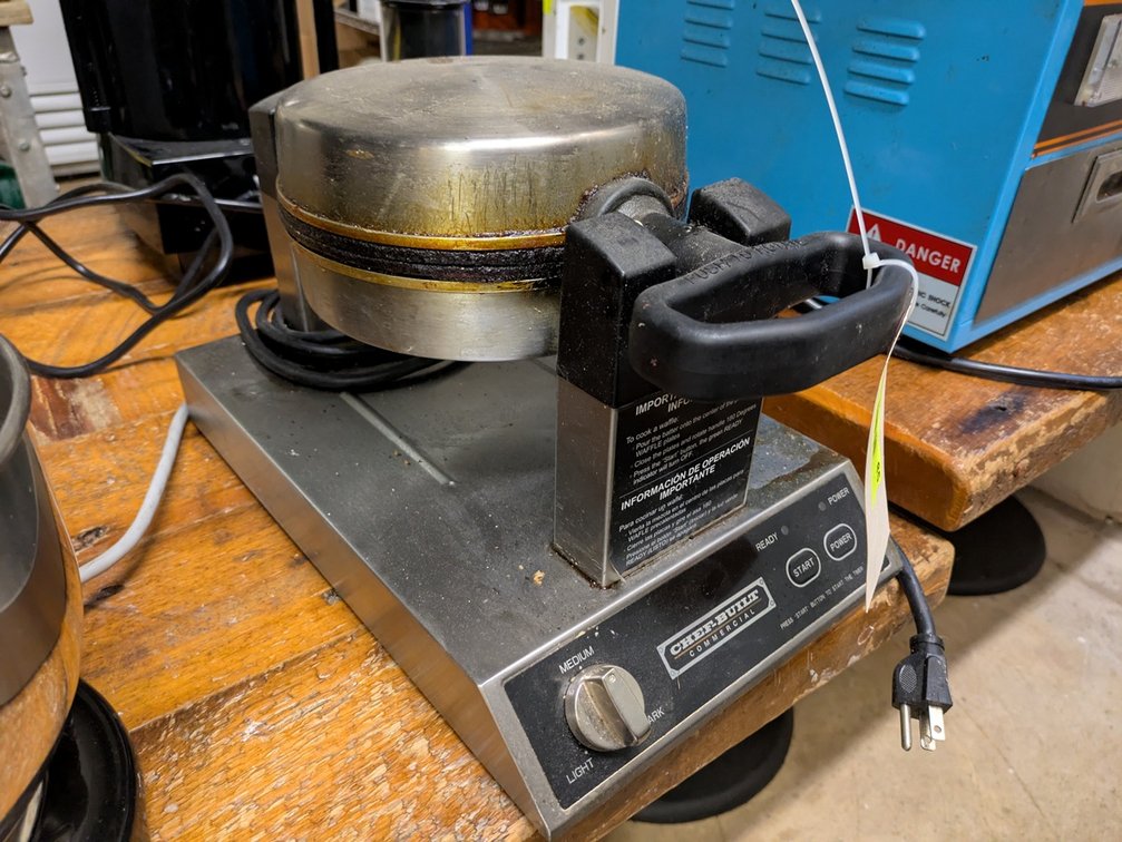 Chef Built Waffle Maker
