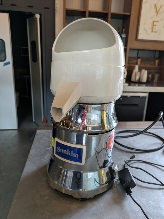 Sunkist Commercial Juicer, Model B-R