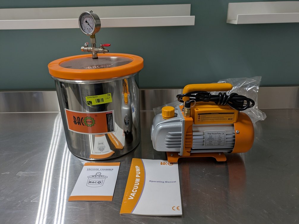 BAC Vacuum Pump and Vacuum Chamber, Model BA-1