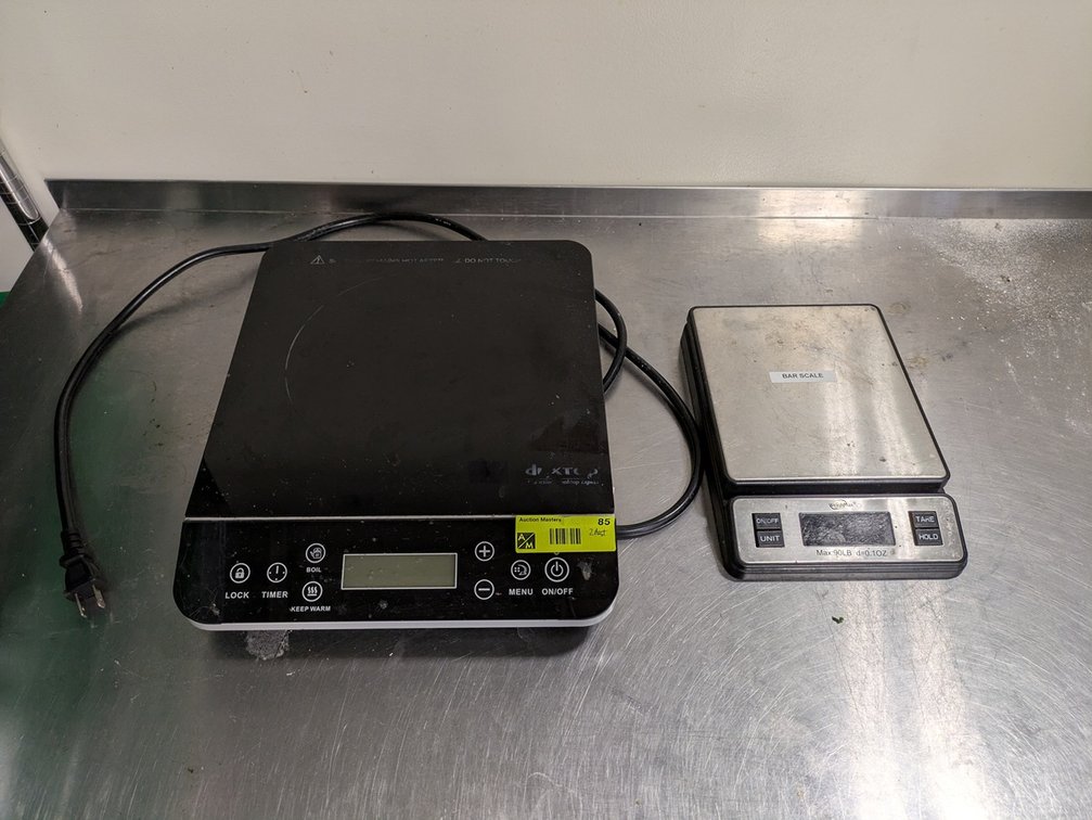 2 Digital Scales
