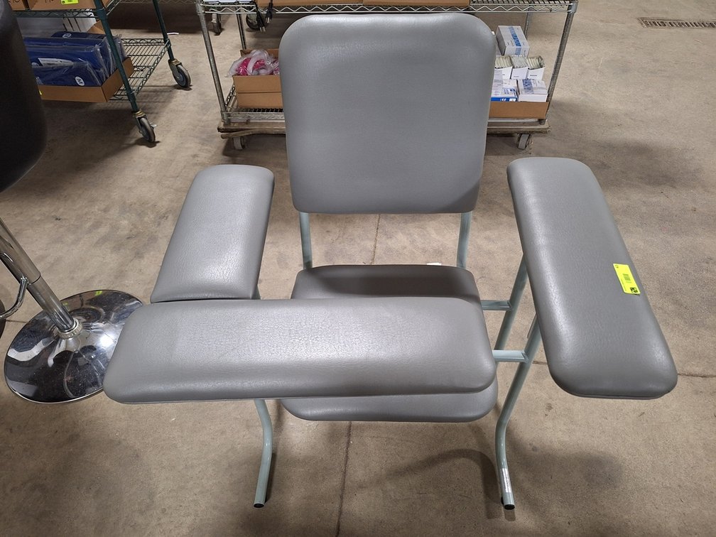 Mckesson Medical Chair, Up to 500 Lbs.