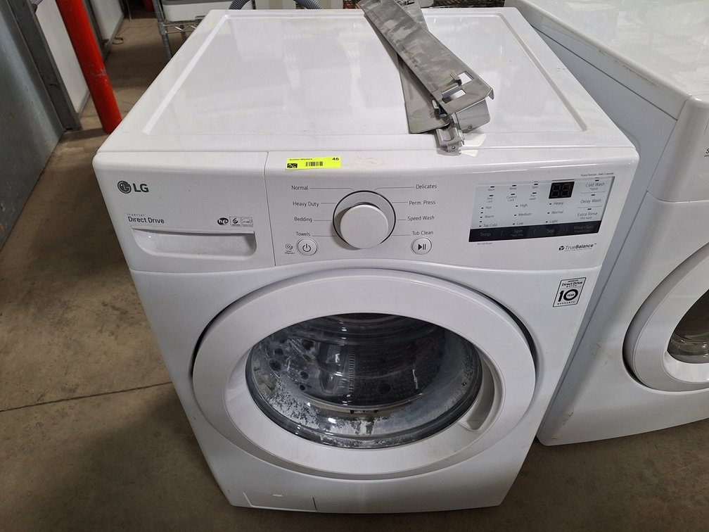 LG Front-Load Washing Machine, Model WM3400CW, Serial 010VWHJ1B769