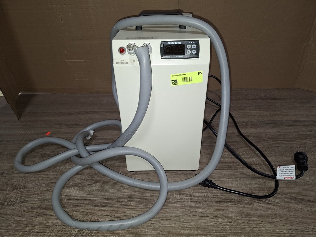 CustomChill Control TRC Liquid Chiller, Model CRAL300DP-3, Serial G19151438, 115V