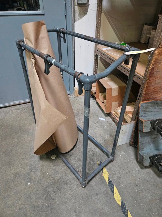 Metal Hanging Rack, 29"x15"x38"