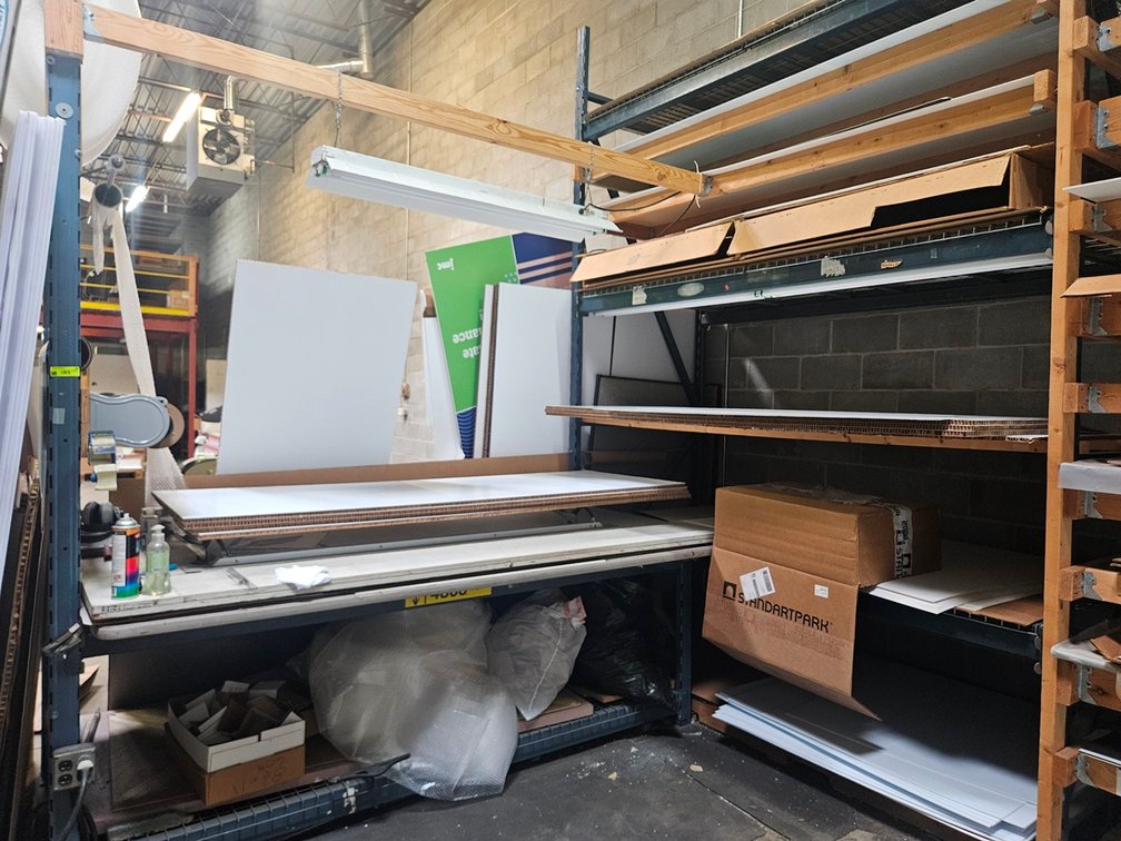 Pallet Racking/Work Bench, 96"x48"x36", 2 Uprights 4'x11', 6 - 8' Crossbars, Assorted Shipping Related