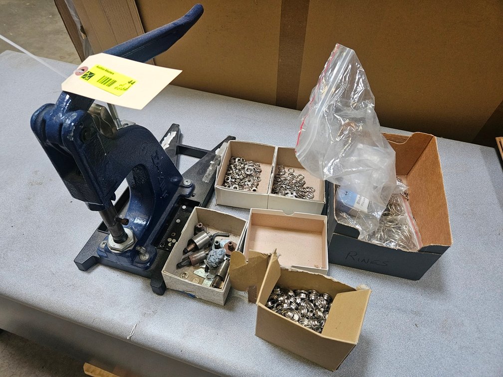 Hiker Grommet Press with Related