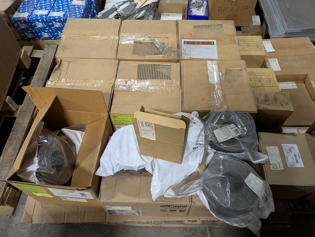 Pallet Assorted, Cush-A-Therm Cushion Clamp, Schneider Electric Contactor, More
