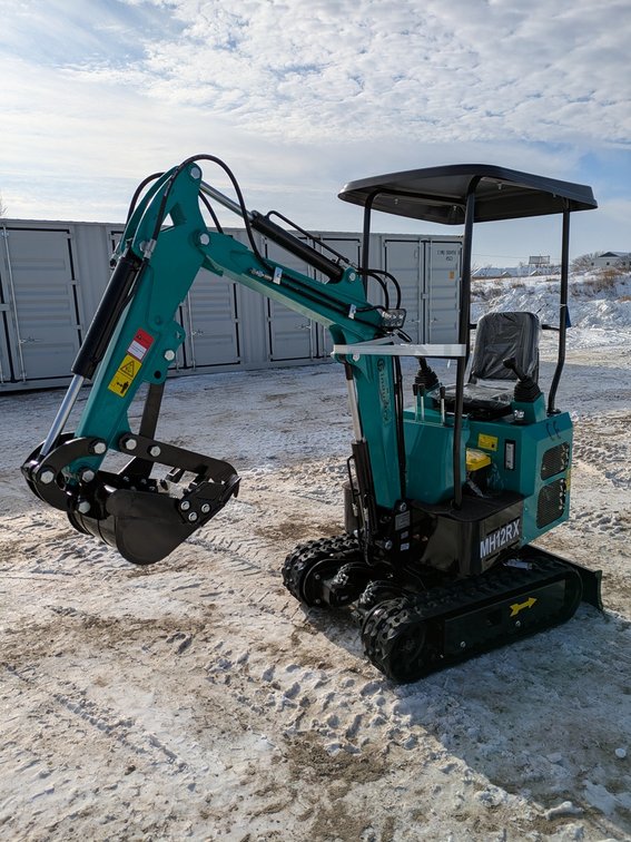 2025 CFG Mini Excavator, Model MH12RX, Unused
