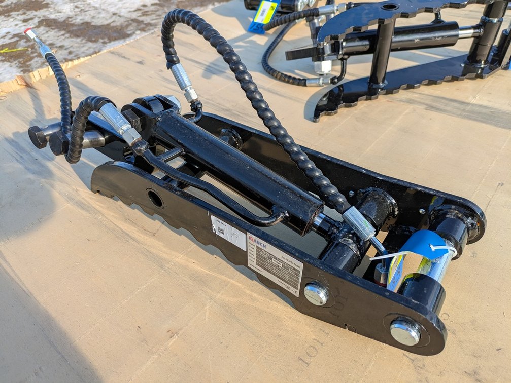 2025 IR Hydraulic Thumb Clamp, Unused