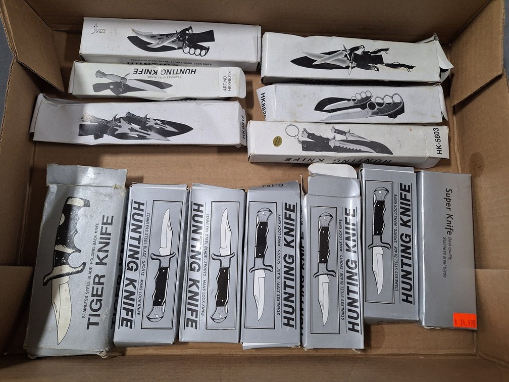 13 Assorted Fixed Blade Knives