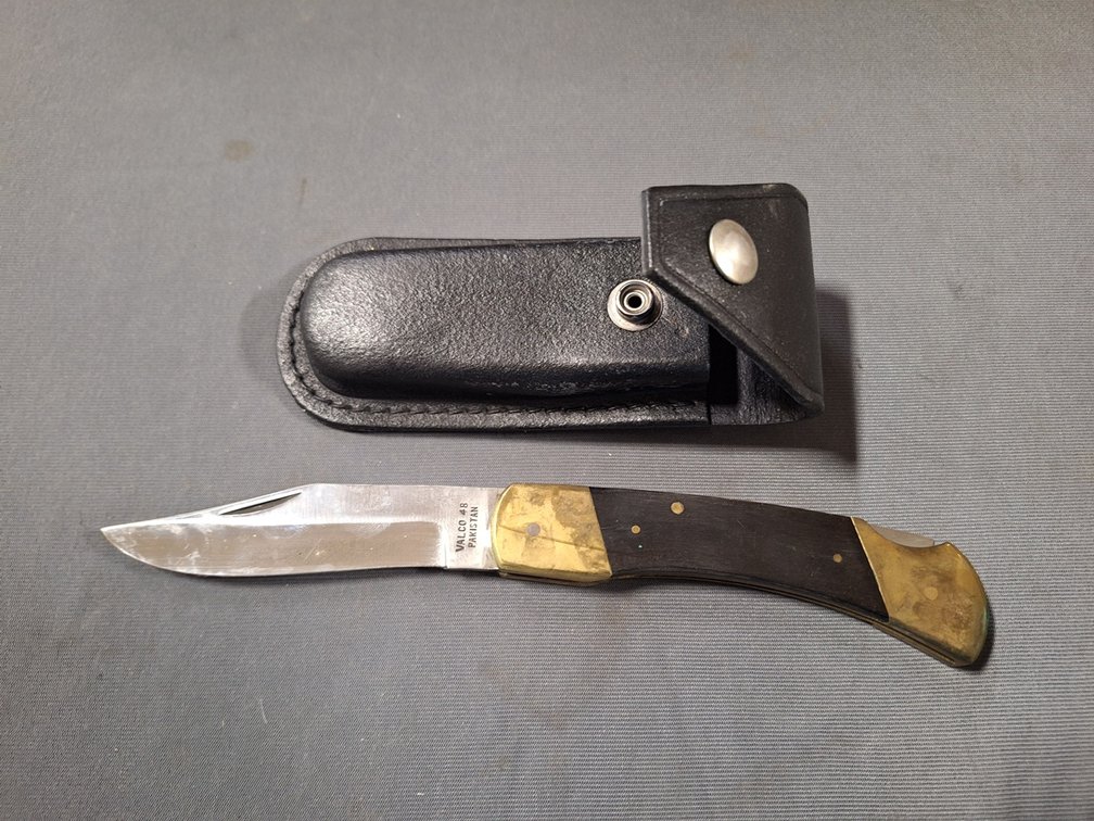 13 Valco Folding Knives, 4" Blades