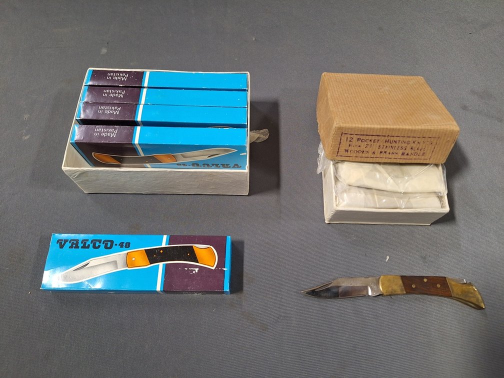 5 Valco Folding Knives, 12 Folding Knives with 2" Blades
