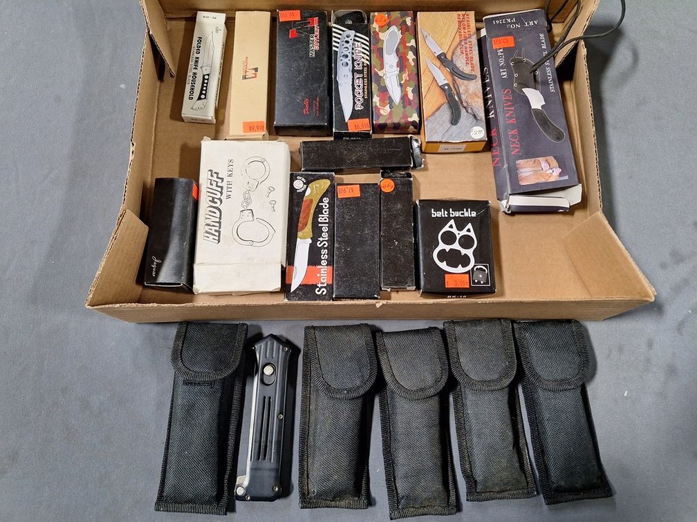 19 Assorted Knives, 3" to 4" Blades