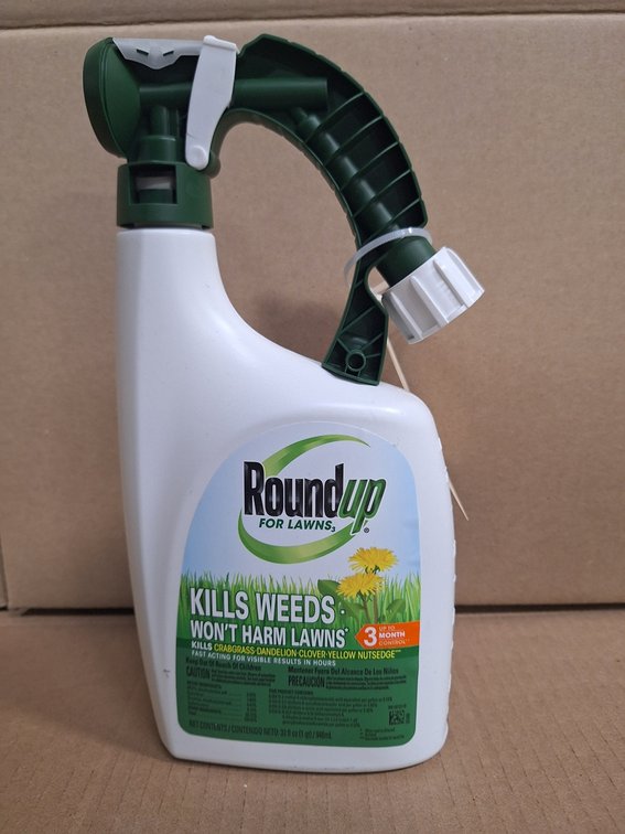 4 - Round Up For Lawns Kills Weeds Won't Harm Lawns 1QT